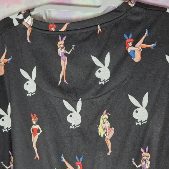 Playboy Black Anime Pinups Bunny Logo Graphic T-Shirt Size XL - Picture 9 of 9